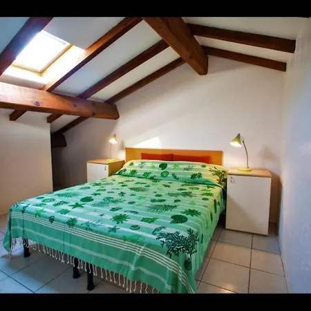 Marina Corsa Res 4 2 Bathrooms 150 M From The Sea * Гизоначча