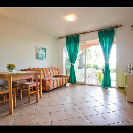 Marina Corsa Res 4 2 Bathrooms 150 M From The Sea * Гизоначча
