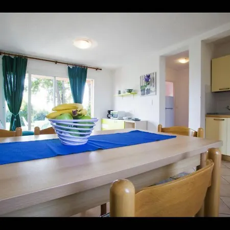 Marina Corsa Res 4 2 Bathrooms 150 M From The Sea * Гизоначча