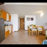 Marina Corsa Res 4 2 Bathrooms 150 M From The Sea * 吉索纳恰