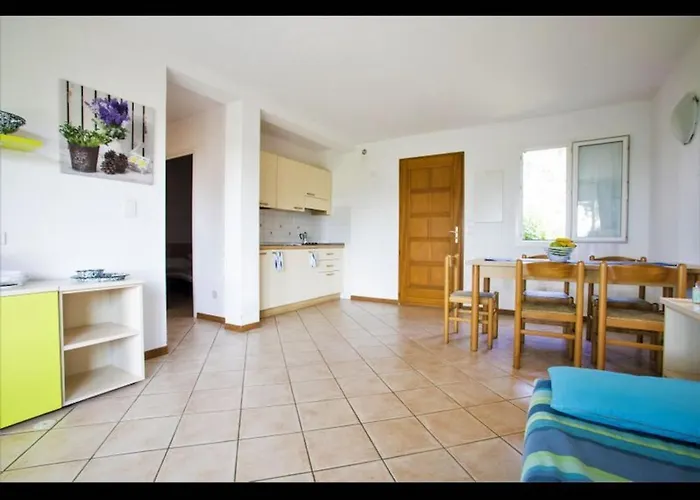 Marina Corsa Res 4 2 Bathrooms 150 M From The Sea